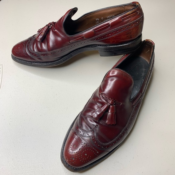 Allen Edmonds Brown Leather Wingtip Tassel Loafer - Picture 1 of 12